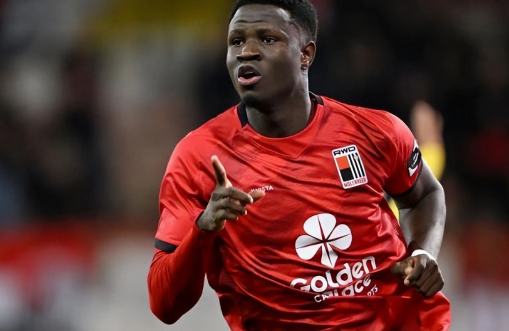 开云体育APP下载-不差钱！中超最贵锋线诞生：总价值4500万，高居联赛第一！