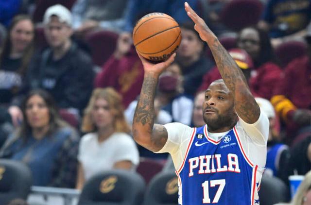 开云-大帝缺席无碍76人季前赛连胜 小阵容实验大获成功