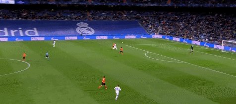 1635981739487039777.gif 本泽马1.gif